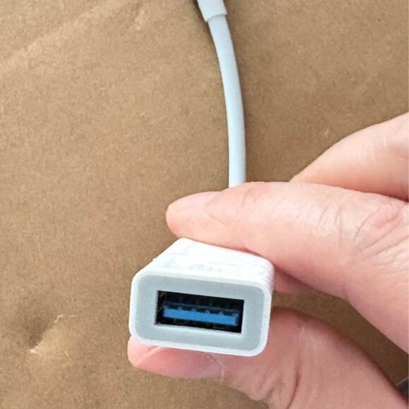 Lightning to USB Camera Adapter Female USB OTG Cable Adapter - Picture 2 of 4